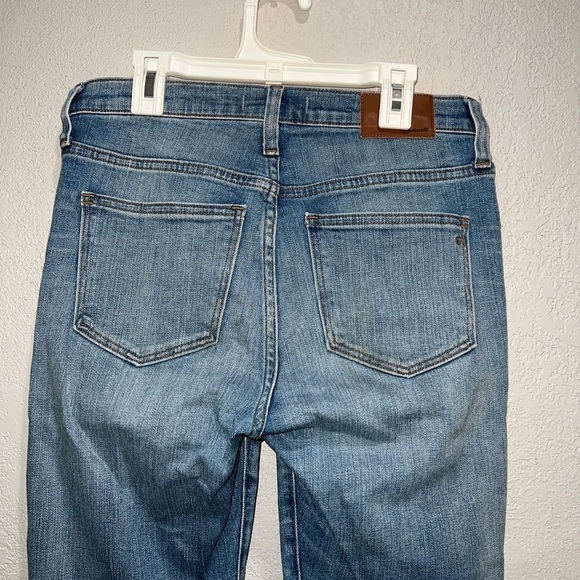 Madewell 9" High Rise Skinny Distressed Jeans - Picture 5 of 9